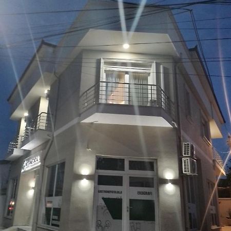 Ajilin Hotel Rooms コルチャ エクステリア 写真
