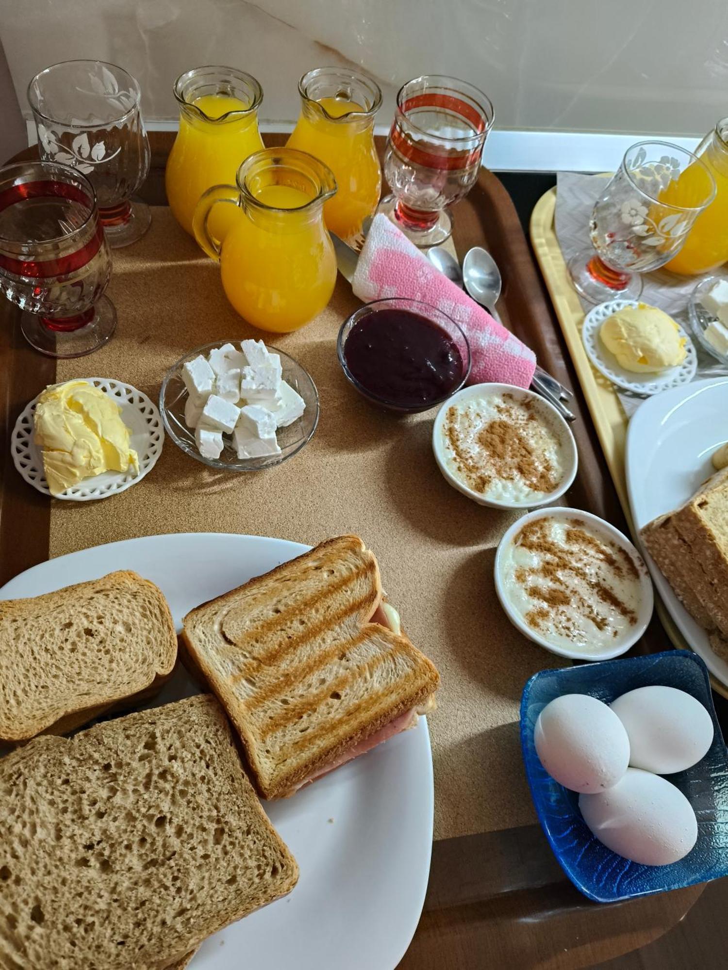 Ajilin Hotel Rooms コルチャ エクステリア 写真