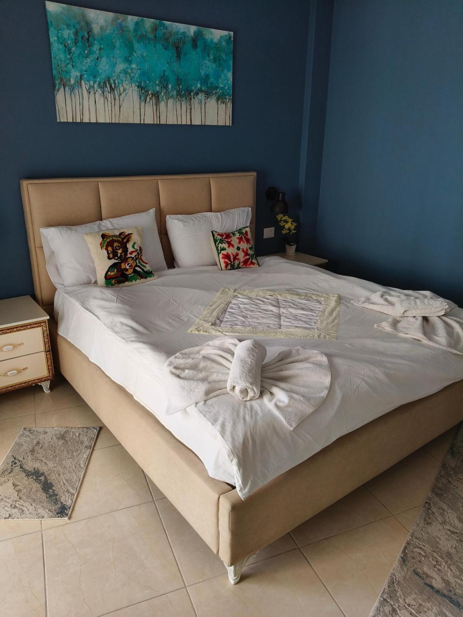 Ajilin Hotel Rooms コルチャ 部屋 写真